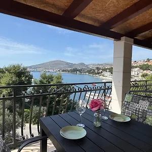 Mirella 20 M From The Sea - Free Parking Apartment